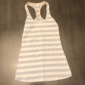 Lululemon tank